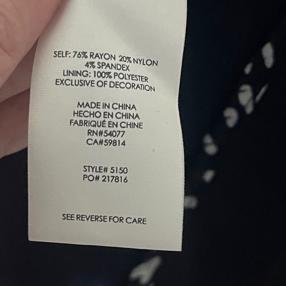 CAbi navy/white blazer with gold buttons Size 4- NWOT - Picture 4 of 7